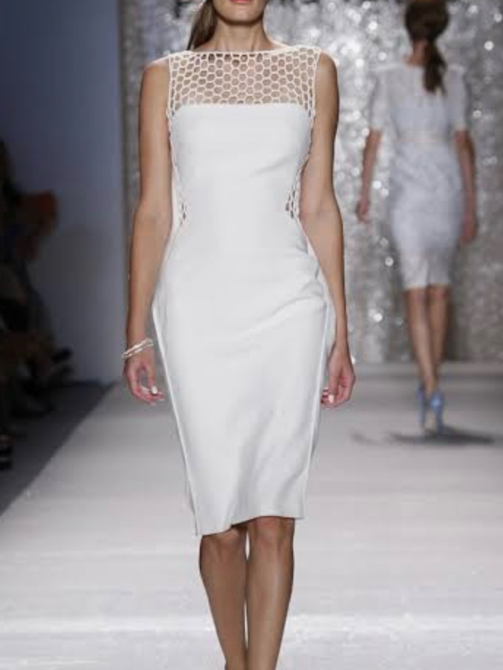 ♥️Pamella Roland Runway 2014 Cream Beaded dress